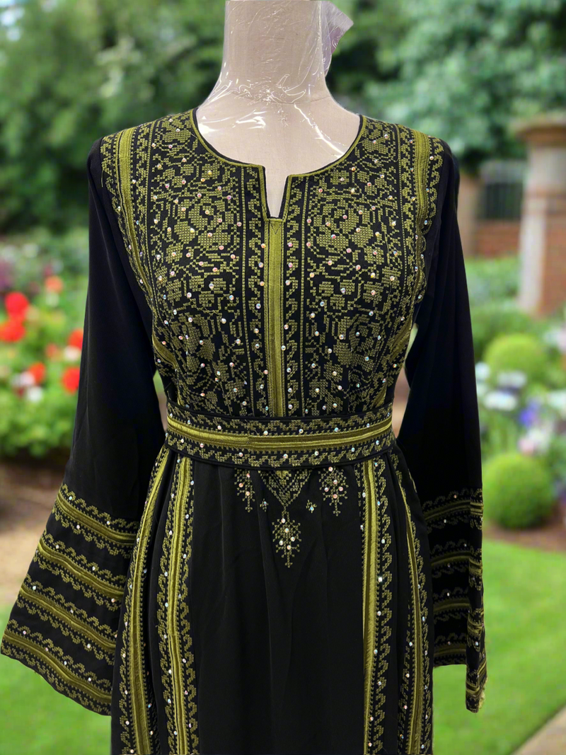 Black Thobe with Solid Olive Green Manajel Embroidery