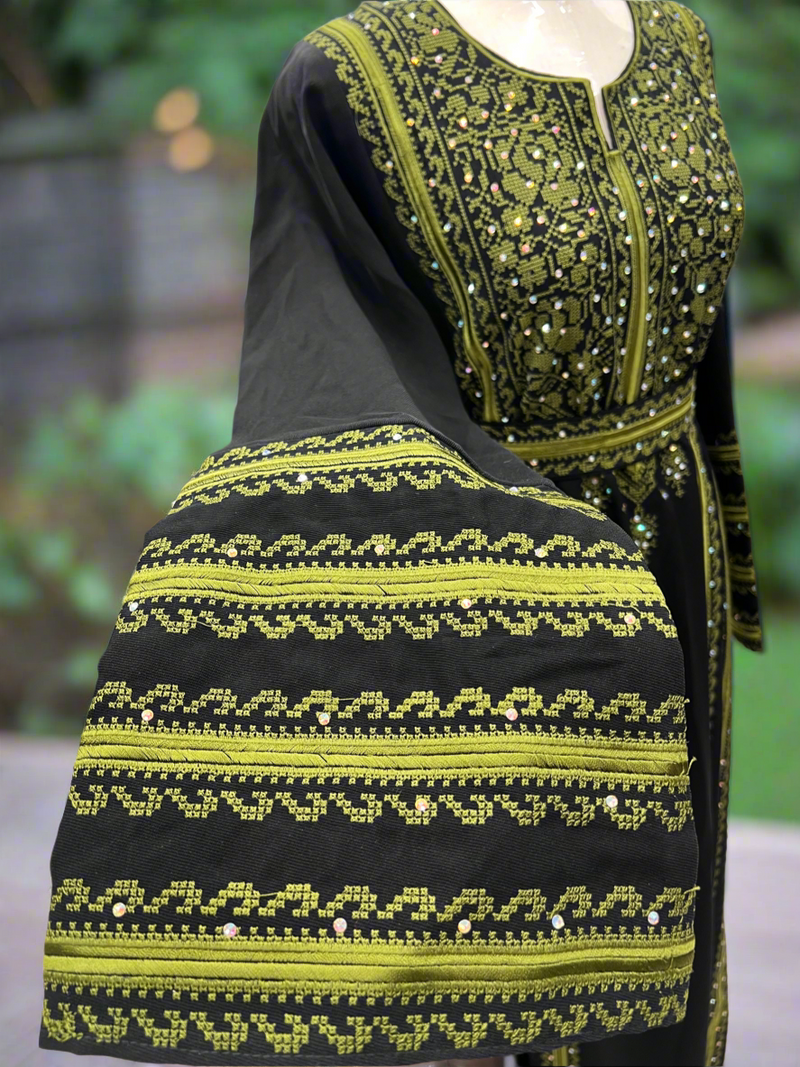 Black Thobe with Solid Olive Green Manajel Embroidery