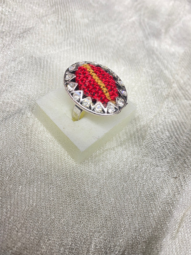 Embroidered adjustable size ring red & gold with rhinestones