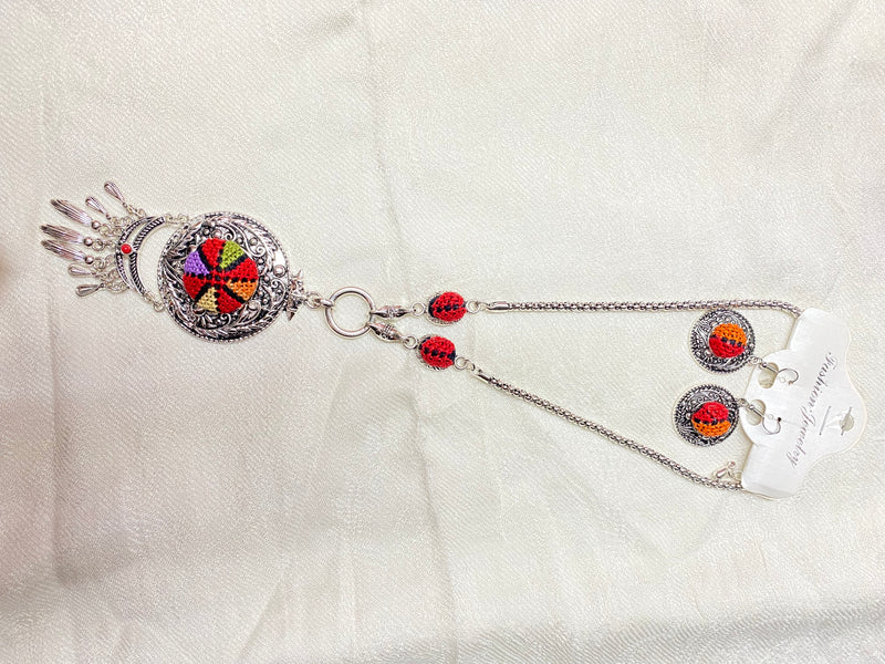 Embroidered neckless & earrings set mixed-colors.
